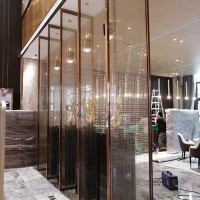 客廳定制玫瑰金不銹鋼隔斷屏風(fēng)工裝金屬花格隔斷廠家